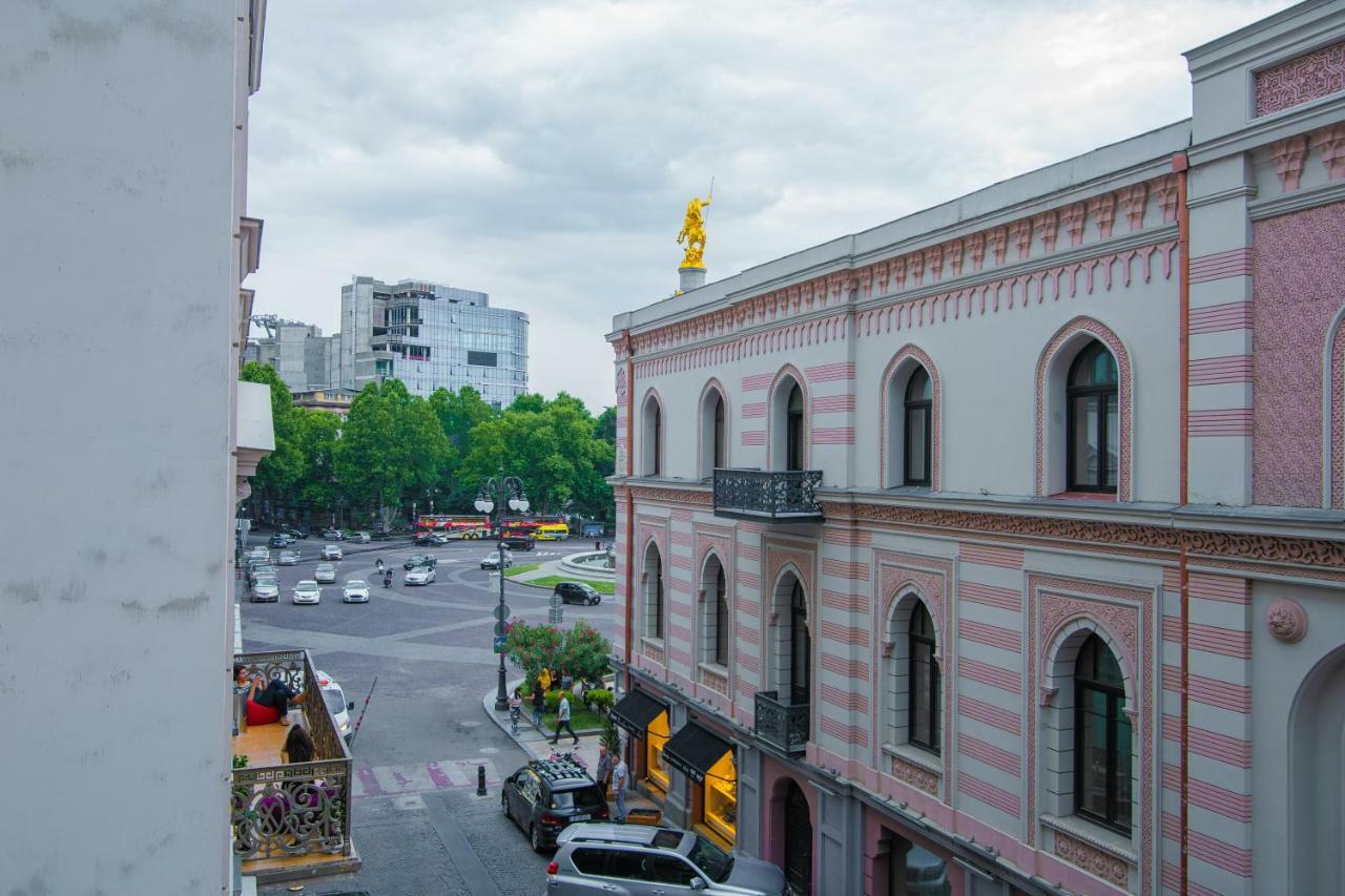 Апартаменты SOLO IN CITY Тбилиси Экстерьер фото