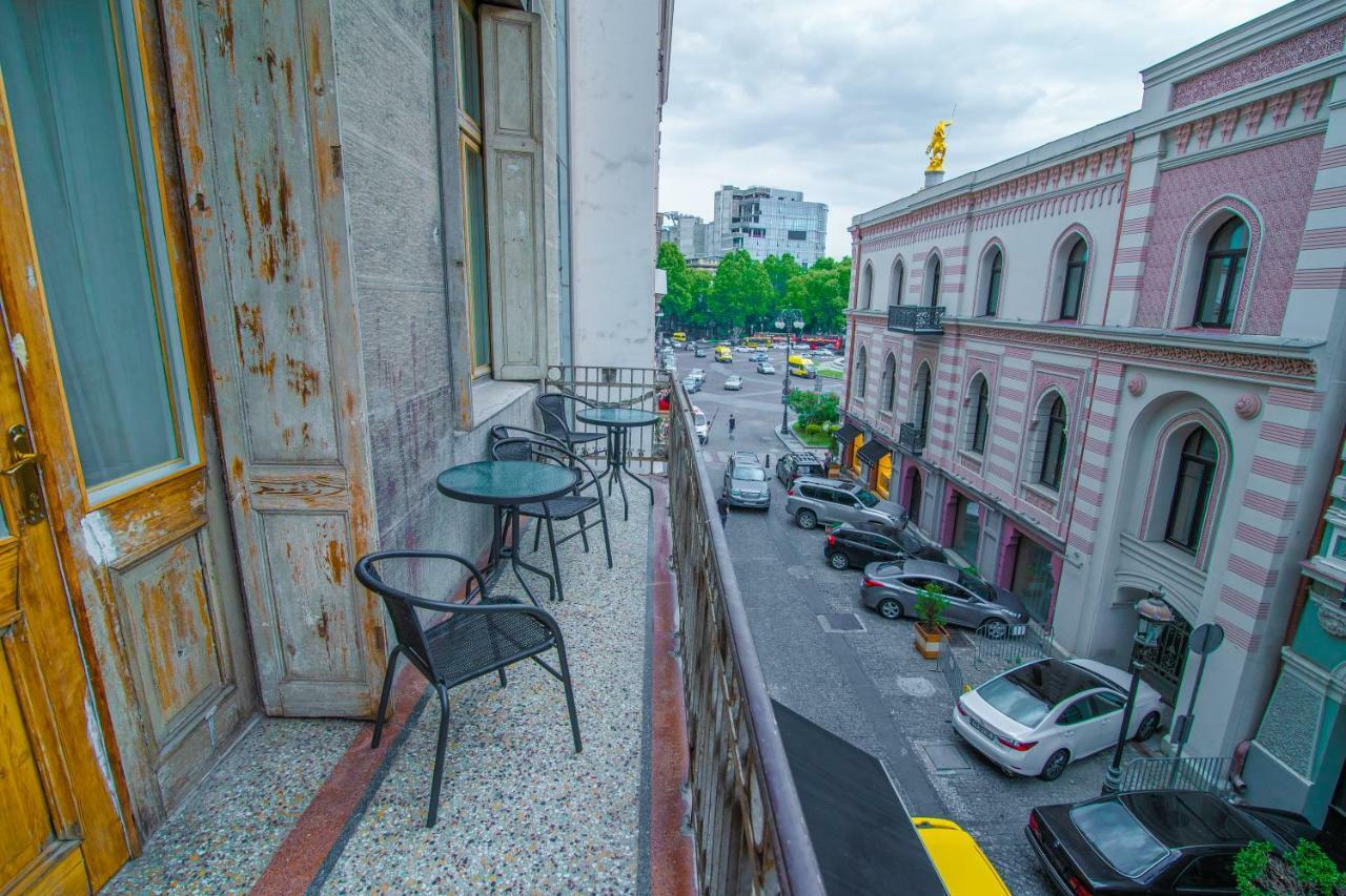 Апартаменты SOLO IN CITY Тбилиси Экстерьер фото