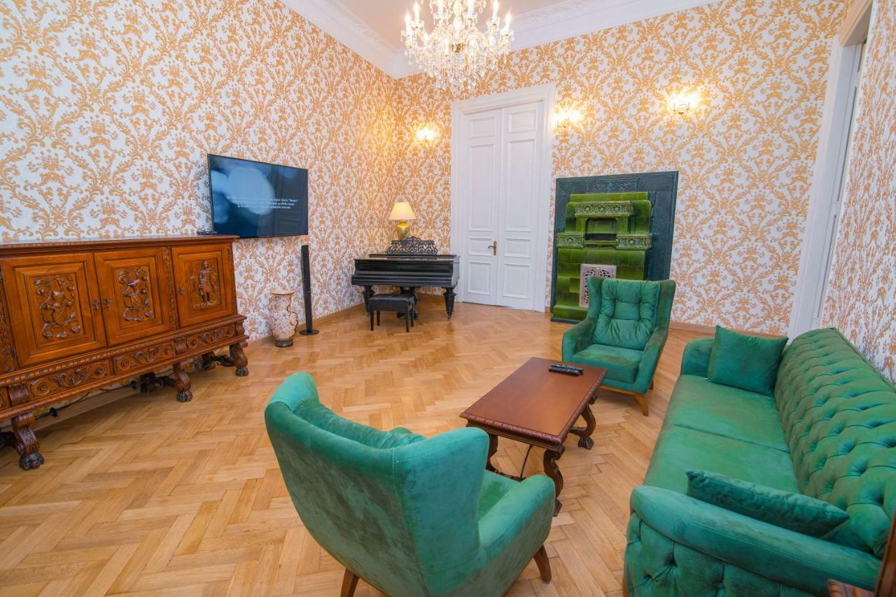 Апартаменты SOLO IN CITY Тбилиси Экстерьер фото