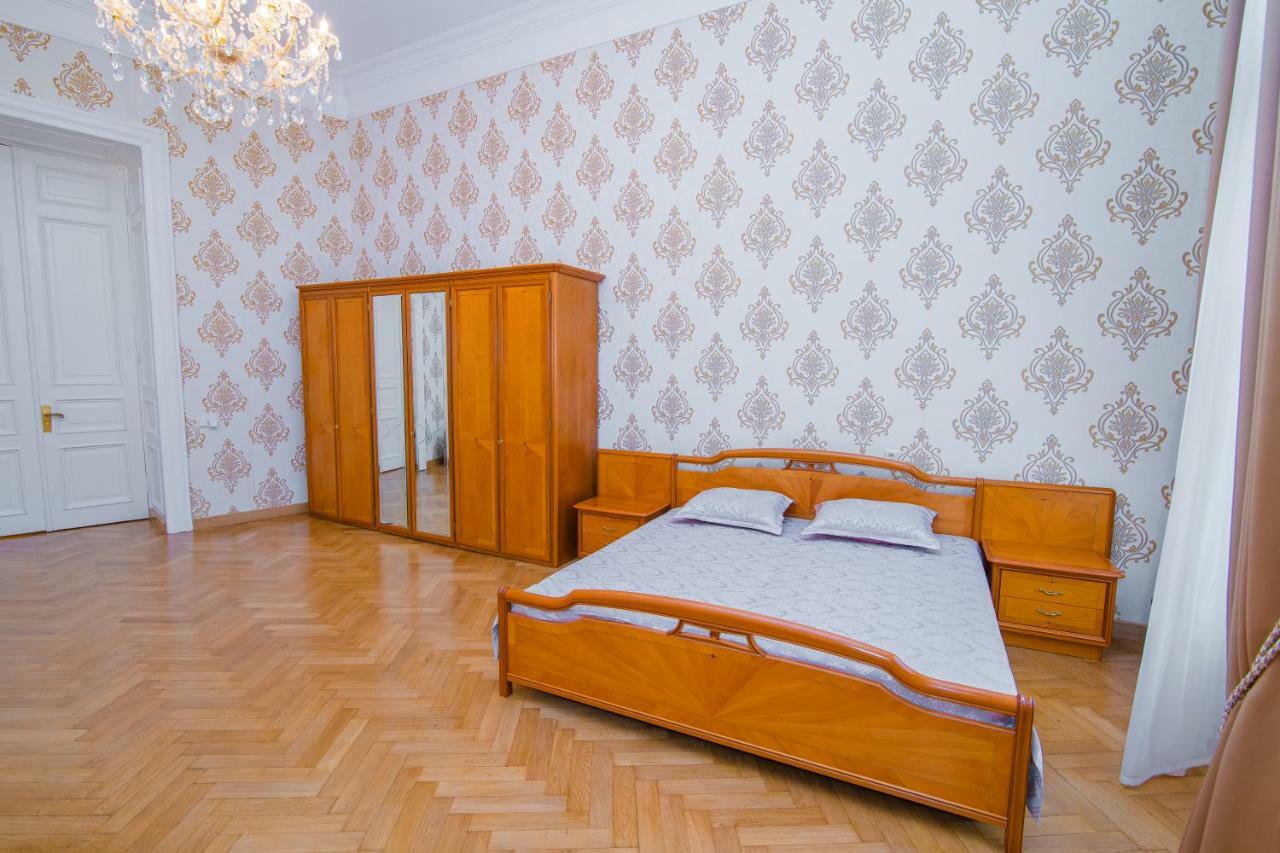 Апартаменты SOLO IN CITY Тбилиси Экстерьер фото