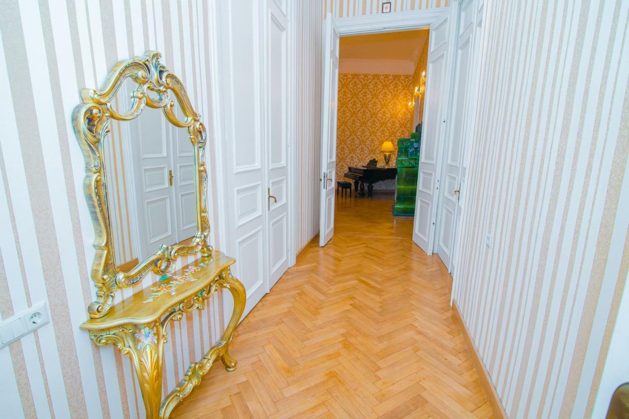 Апартаменты SOLO IN CITY Тбилиси Экстерьер фото